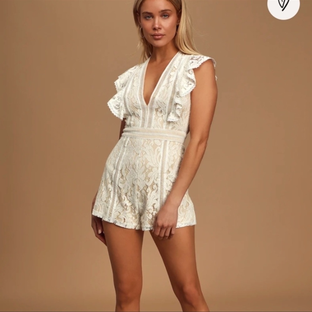 Lulu’s All the Attraction White Lace Ruffle Romper Size L